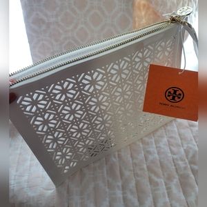 Tory Burch clutch w/ Bonus Goodies ❣️